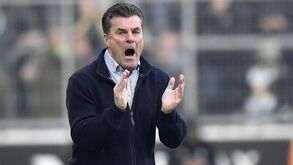 Dieter Hecking é o novo treinador do Bochum