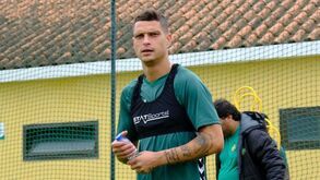 Zequinha em destaque no Comércio e Indústria: «Aqui voltei a ser feliz a jogar futebol»