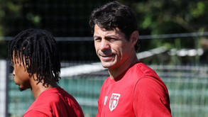 Nenê prepara regresso