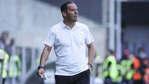Acordo fechado: Petit assina por ano e meio com o Rio Ave