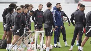 Van Nistelrooy tenta pôr fim à sina dos empates na Liga Europa