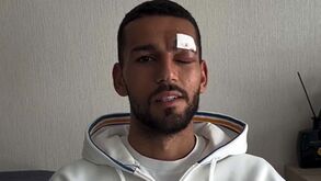 Médio do Ac. Viseu ficou neste estado depois de um choque de cabeças com um jogador do Mafra