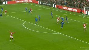 Bruno Fernandes inaugurou assim o marcador no Manchester United-Leicester 