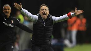 Carlos Carvalhal: «Fomos de peito feito, não tivemos medo. Mas estamos a falar de 70 horas...»
