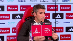 O momento bem humorado de Bruno Lage a terminar a conferência: «Estamos os dois a rir, mas você também não sabe...»