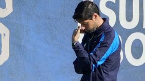 Revolta no Olival: adeptos do FC Porto danificaram viatura de Vítor Bruno