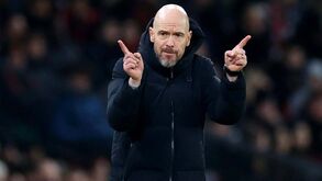 Donos da Roma não querem treinador italiano e batem à porta de Ten Hag