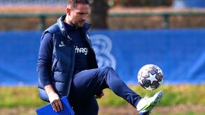 Frank Lampard quer treinar Coventry mas tem... 79 concorrentes