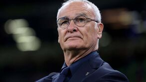 Roma oficializa treinador Claudio Ranieri