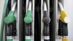 Gasolina sobe 1,5 cêntimos para a semana e gasóleo fica mais barato