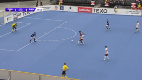 A entrada implacável de Bruno Alves num jogo de futebol de 6 para 6