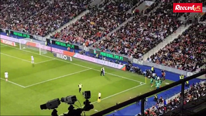 Adepto invadiu relvado do Dragão para tirar uma foto com Cristiano Ronaldo mas não teve sucesso