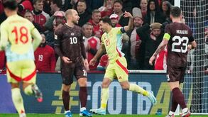 Dinamarca-Espanha, 1-2: La roja sai por cima