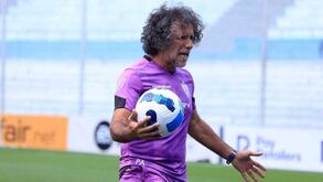 Treinador de guarda-redes português rescinde com o Valladolid e junta-se a Leonardo Jardim no Al Ain