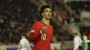 João Félix: «Posso render mais na zona central, onde não tenho jogado nos últimos 4 anos»