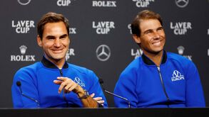 Federer abre o coração no adeus de Nadal: «Adorava todos os teus rituais. Era tão único, eras tão tu»