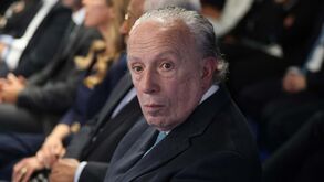 Santana Lopes critica Roberto Martínez por não apostar em Quenda: «Sádico e desrespeitoso»