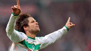 Festa rija em Bremen: Diego volta a envergar camisola do Werder