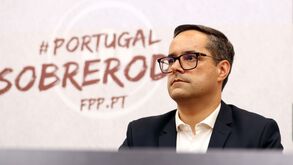FPP anuncia saída do selecionador feminino Hélder Antunes