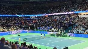 Taça Davis: Cerundolo bate Musetti e adianta Argentina frente à Itália num jogo com ambiente de final