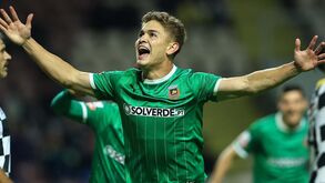 Dos Arcos para o mundo