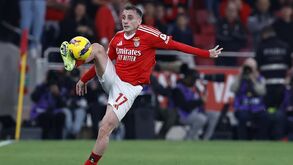 Antigo jogador do Galatasaray prevê saída de Aktürkoglu: «Disse-lhe que ia sair ao fim de um ano»