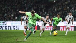 Goleada da época abre a nova era 