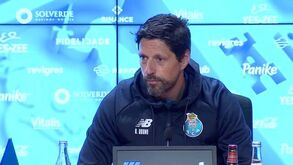 Vítor Bruno e a contestação após derrota com o Benfica: «Danos na viatura? Zero!»