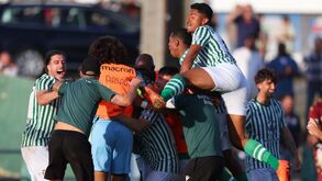 A crónica do Lusitano de Évora-AVS SAD, 3-2: campo estrelinha