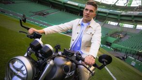 Vestidos a rigor: o novo estilo dos jogadores do Sporting