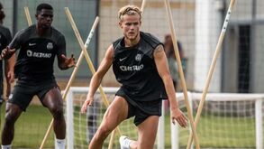 Arsenal é especial: Hjulmand prepara-se para defrontar o clube que levou tatuado no corpo