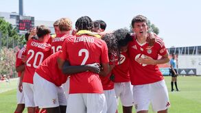Benfica goleia em Coimbra