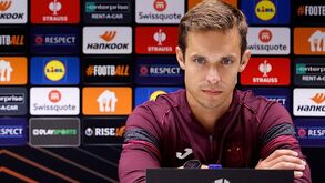 Treinador do Anderlecht desvaloriza má fase do FC Porto: «Não olhamos para a situação atual»