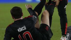 Kökçü assistido no fim do jogo