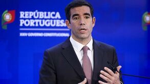Governo aumenta salário mínimo para 870 euros em 2025