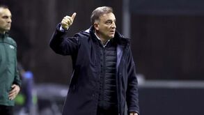 Carvalhal: «Jogadores estão mais adultos. Já não há aquelas expulsões palerminhas que nos tiraram pontos»
