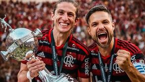 Agora de fato e gravata: Diego Ribas prepara regresso ao Flamengo