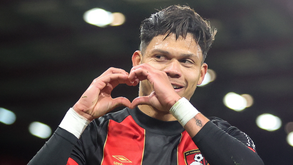 Evanilson conquista três penáltis num jogo e entra na história da Premier League