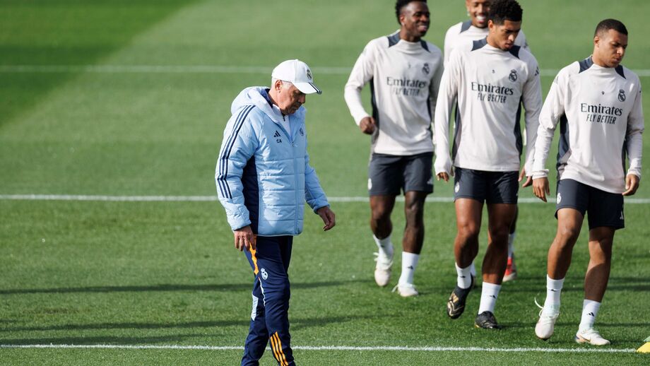 Carlo Ancelotti quer levar o Real aos 'quartos'
