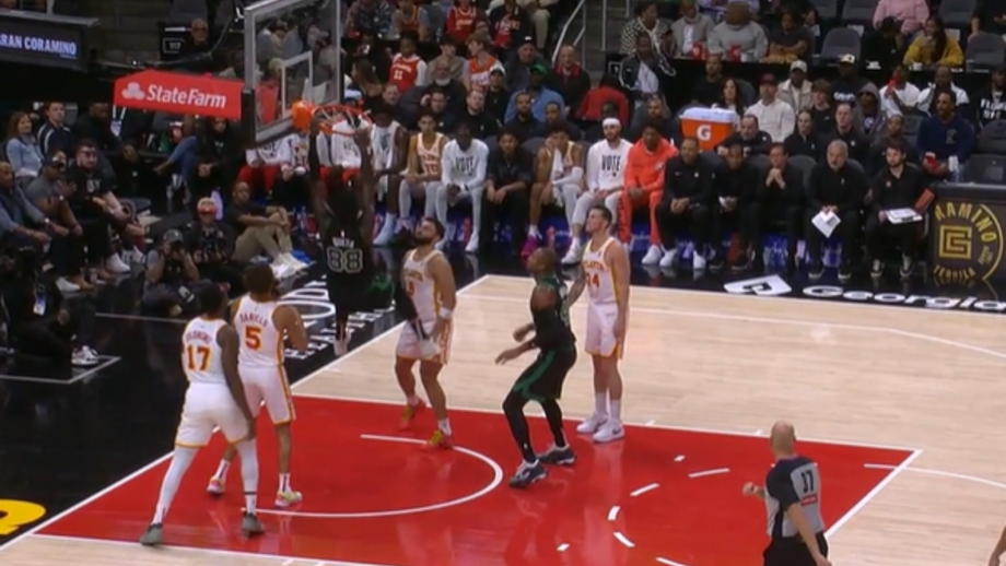 Poste português foi titular na visita aos Atlanta Hawks