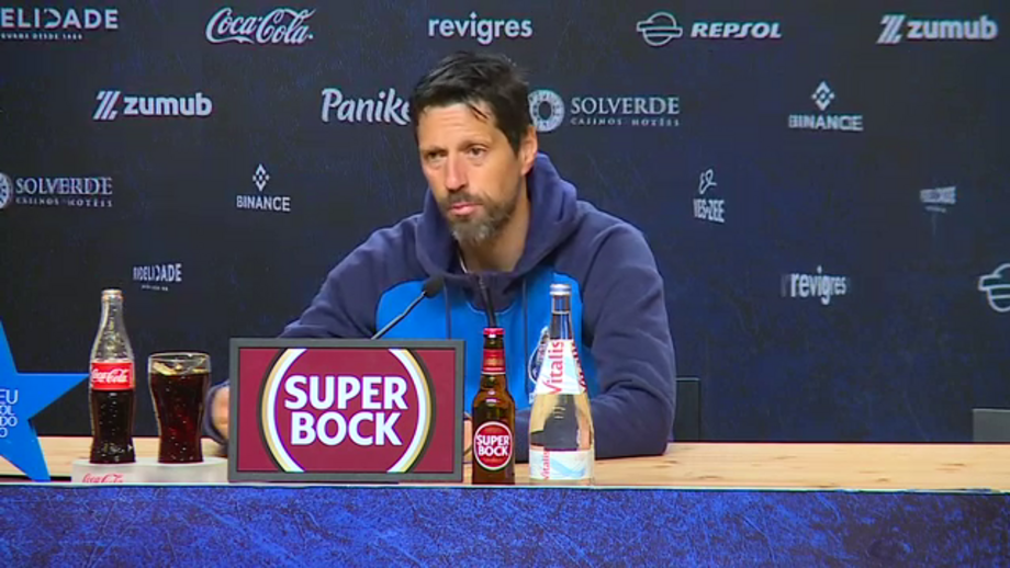Treinador do FC Porto fala na "valorização de um plantel que é novo"