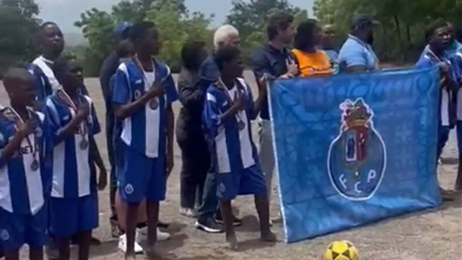 Presidente dos dragões iniciou visita de três dias a Luanda