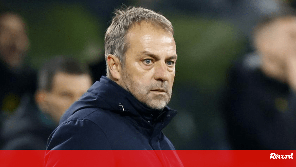 Hansi Flick Suspensão: Treinador do Barcelona Punição de Dois Jogos