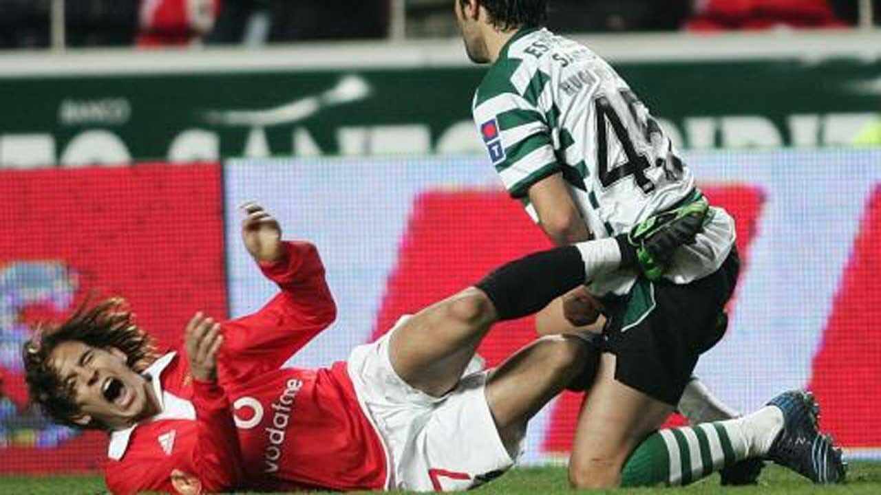 Em janeiro de 2005, num Benfica-Sporting, simulou uma agressão de... Hugo Viana	