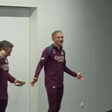 A reação de Luis Enrique ao ver sala de imprensa quase vazia: «A magia acabou?»