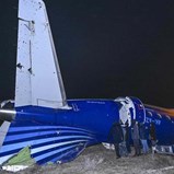 Queda de avião no Cazaquistão provoca mais de 40 mortes