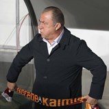 Fatih Terim substitui Vítor Pereira no Al Shabab