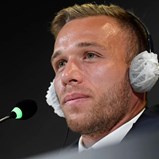 Rumo a Sevilha: Brasileiro Arthur Melo vai reforçar Betis