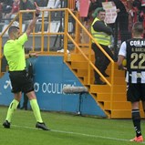 «O lançamento é lá atrás c...»: Conselho de Disciplina explica expulsão de técnico de guarda-redes do Benfica