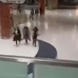 Vídeo mostra pânico após tiroteio num shopping em Viseu: há dois feridos